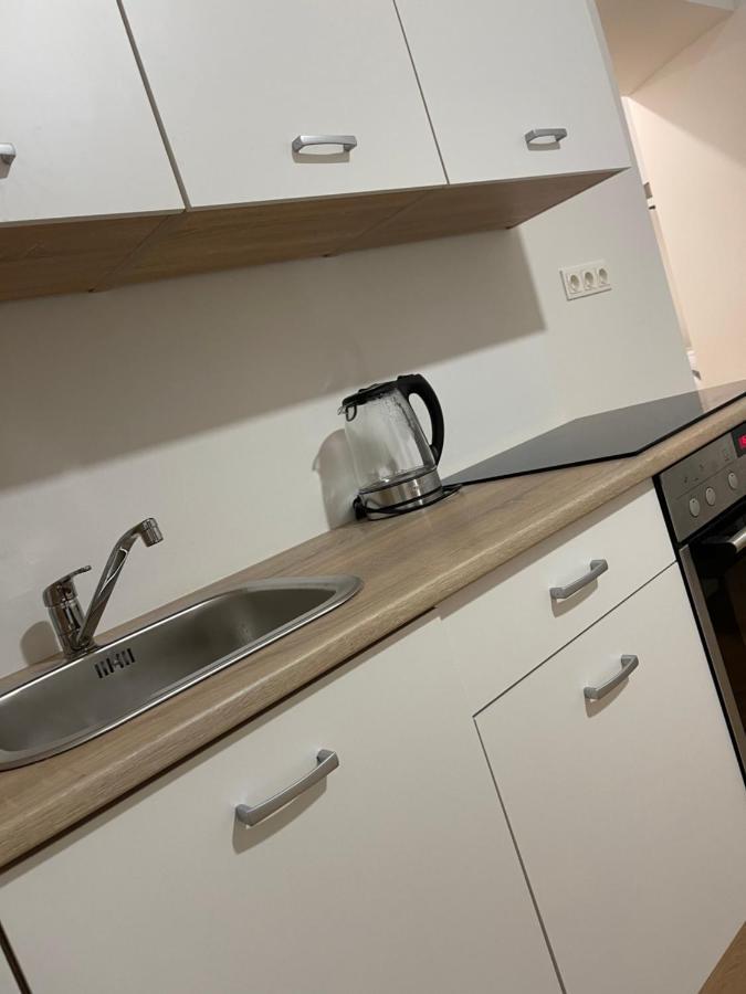 Default Kaschelgasse Apartment Wina Bagian luar foto